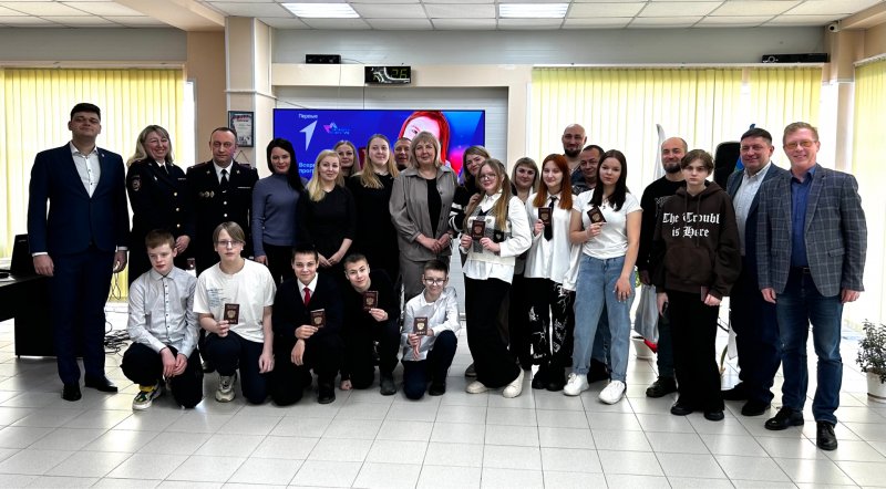 В Печоре состоялась торжественная церемония вручения паспортов подросткам, достигшим 14-летнего возраста